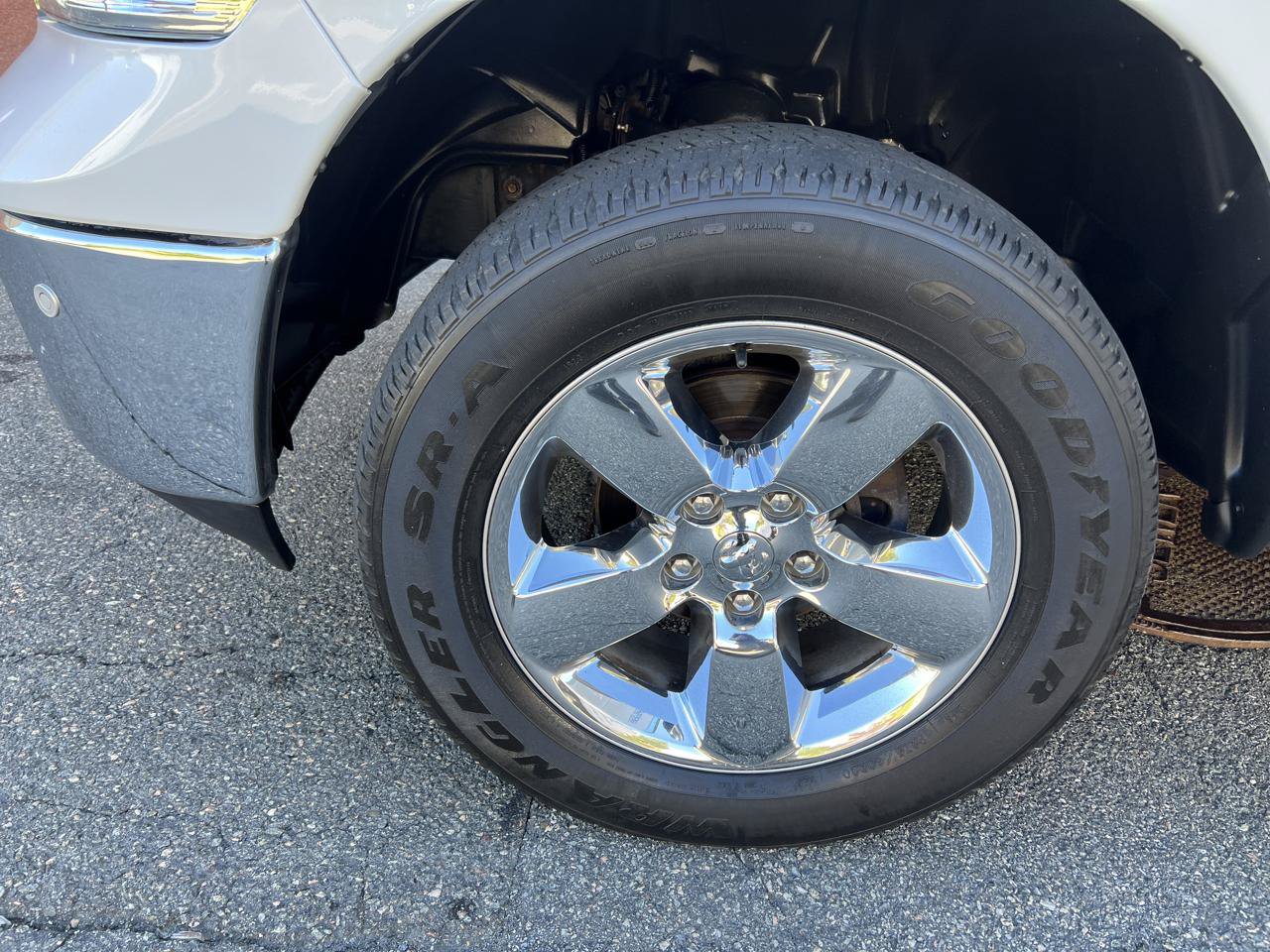 Used 2017 RAM 1500 Big Horn AWD/4WD image 29