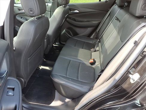 Used 2023 Buick Encore GX Essence w/ Experience Buick Package AWD/4WD image 7