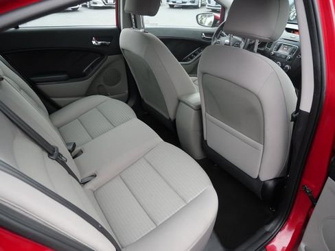 Used 2016 Kia Forte LX w/ LX Popular Plus Package image 29