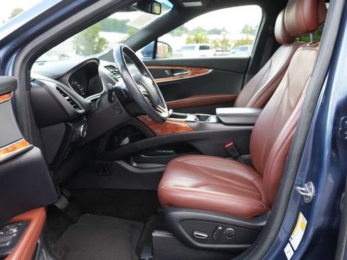 Used 2018 Lincoln MKX Reserve w/ Lincoln MKX Climate Package FWD image 22