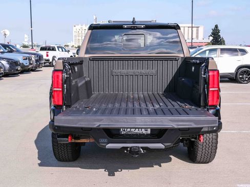 Certified 2025 Toyota Tacoma TRD Pro AWD/4WD image 27