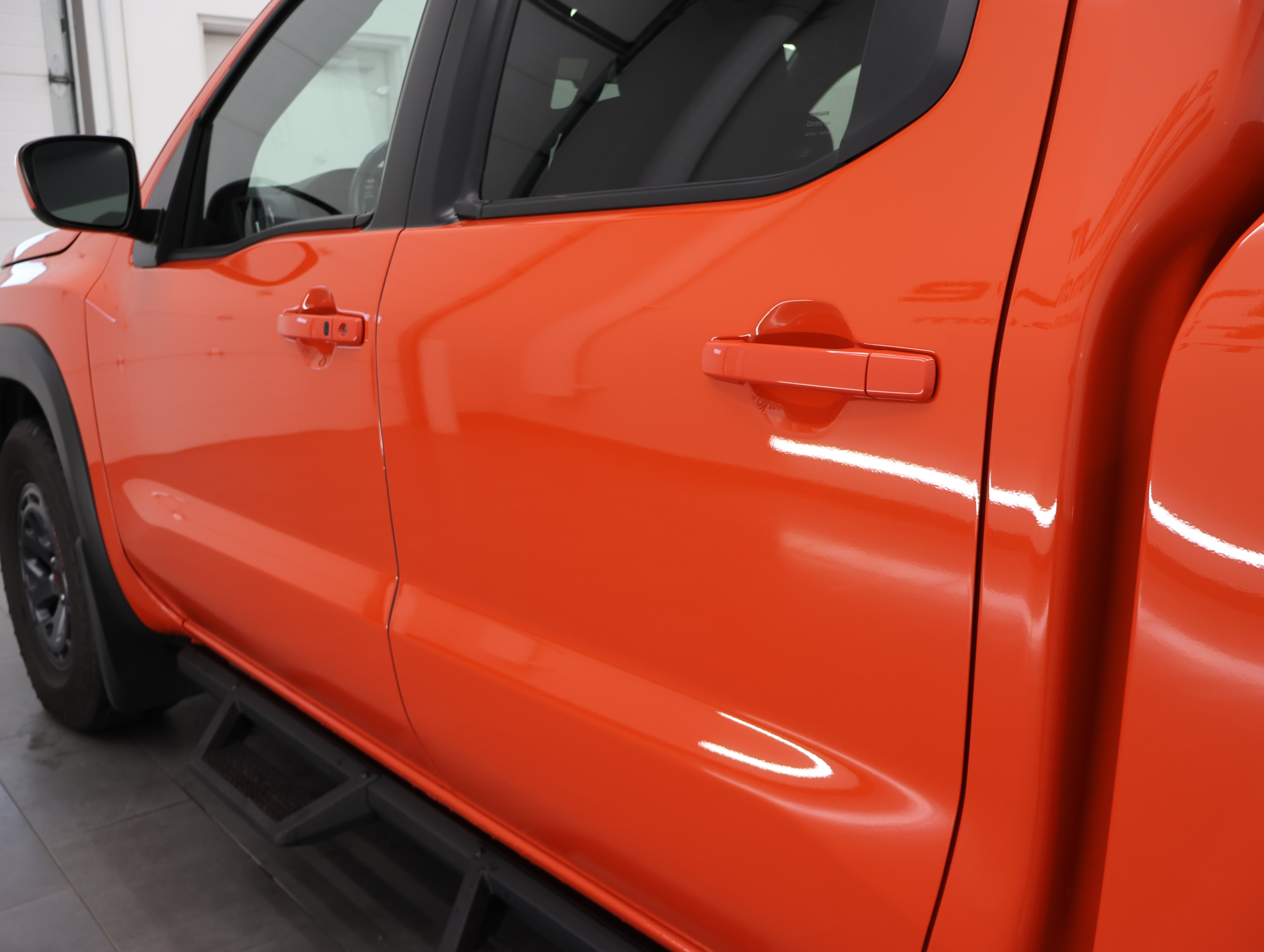 Used 2025 Nissan Frontier PRO-4X AWD/4WD image 31