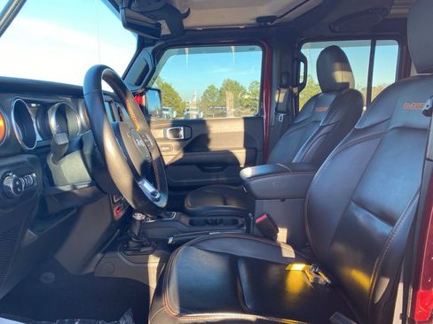 Used 2021 Jeep Gladiator Mojave image 11