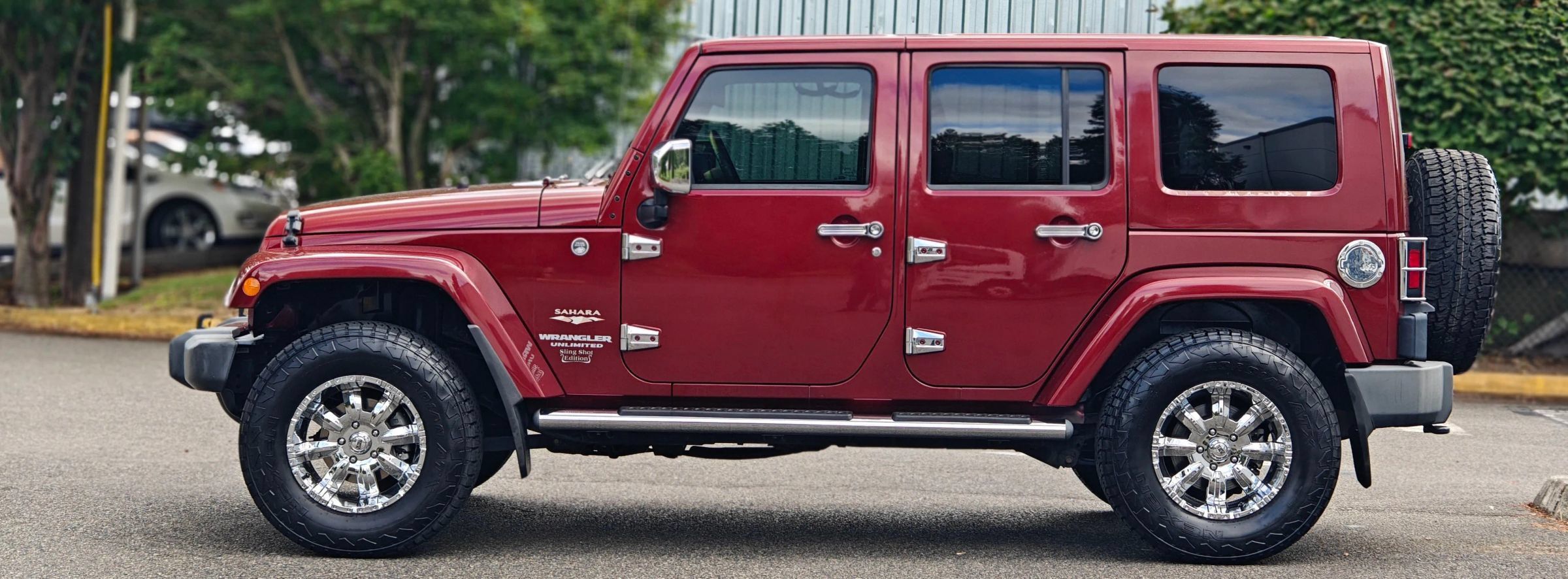 Used 2009 Jeep Wrangler Unlimited Sahara w/ Trailer Tow Group AWD/4WD image 4