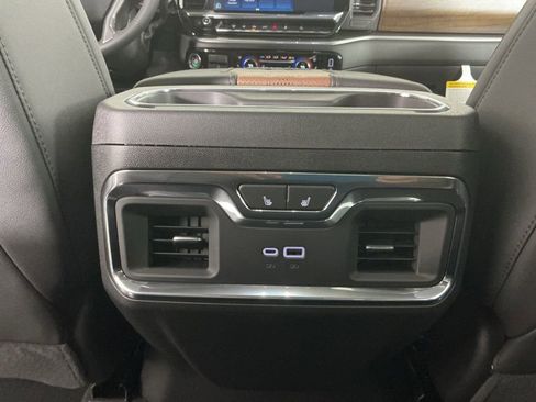 New 2026 Chevrolet Silverado 2500 High Country w/ High Country Premium Package AWD/4WD image 23