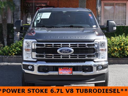 Used 2024 Ford F350 XLT image 3