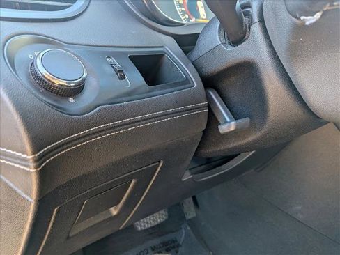 Used 2014 Buick LaCrosse Leather image 16