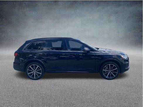 Used 2021 Audi Q7 3.0T Premium Plus AWD/4WD image 3