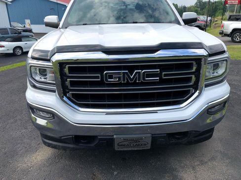 Used 2018 GMC Sierra 1500 SLE w/ SLE Value Package image 9