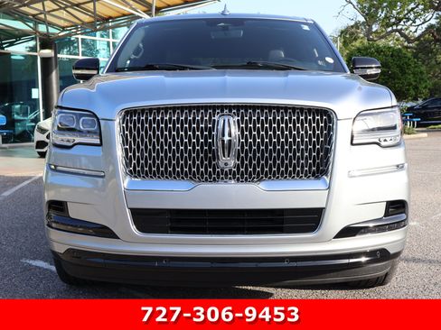 Used 2024 Lincoln Navigator Reserve AWD/4WD image 12