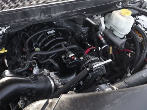 Used 2020 RAM 5500 Tradesman RWD image 13