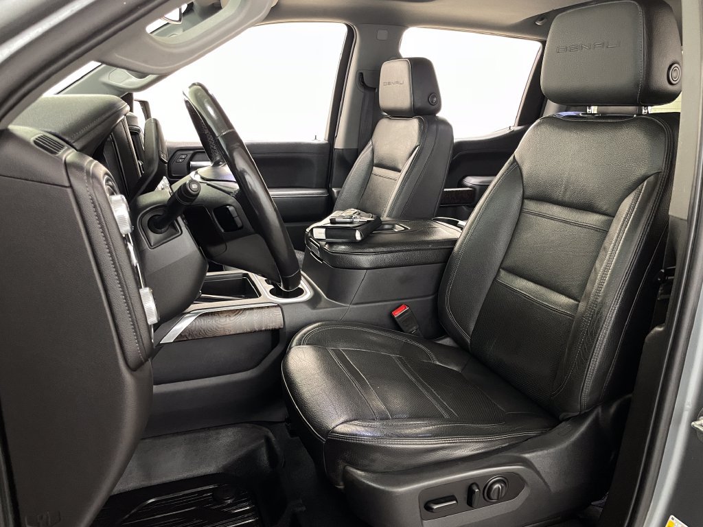Used 2020 GMC Sierra 1500 Denali w/ Driver Alert Package II AWD/4WD image 30