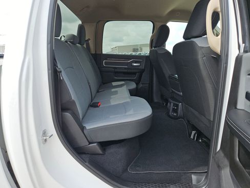 Used 2019 RAM 2500 Big Horn AWD/4WD image 24