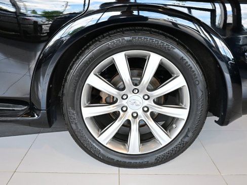 Used 2012 INFINITI QX56 4WD w/ Deluxe Touring Pkg image 37