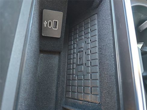 New 2026 Lincoln Navigator L Reserve AWD/4WD image 24