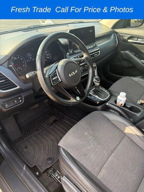 Used 2022 Kia Seltos S AWD/4WD image 10