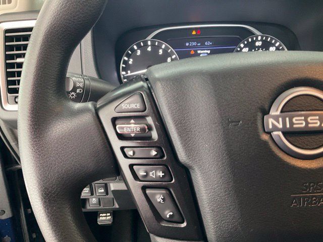 Used 2022 Nissan Frontier SV AWD/4WD image 9