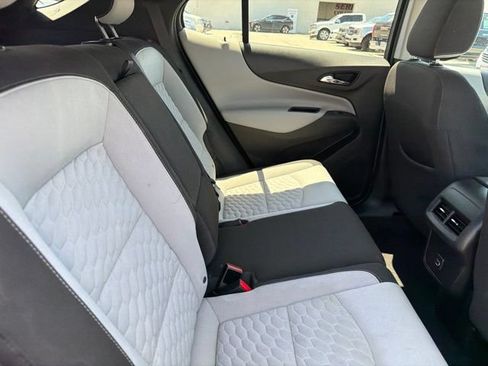 Used 2019 Chevrolet Equinox LS w/ LS Convenience Package FWD image 23