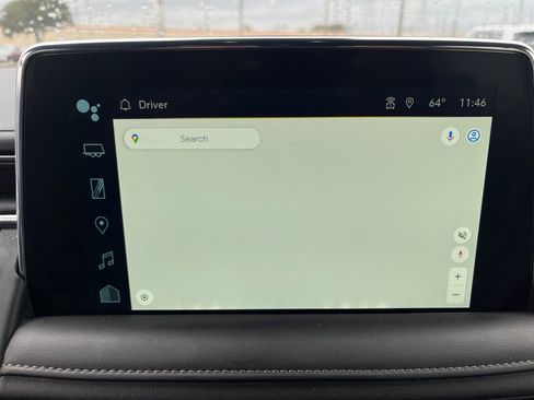 Used 2024 Chevrolet Suburban LT image 19