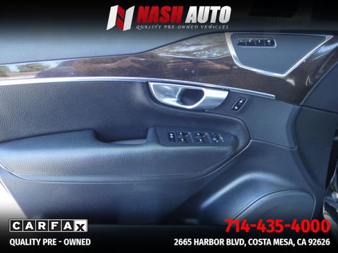 Used 2018 Volvo XC90 T6 Momentum w/ Convenience Package AWD/4WD image 34