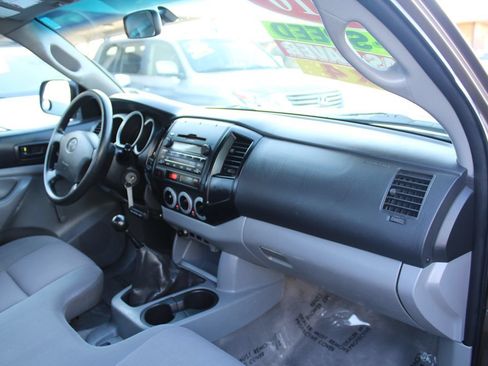 Used 2010 Toyota Tacoma 4x4 Regular Cab w/ Enhancement Pkg image 19