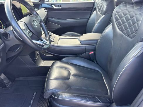 Used 2021 Hyundai Palisade Limited FWD image 13