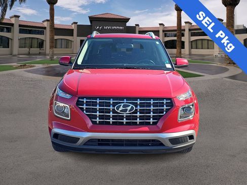 Certified 2023 Hyundai Venue SEL FWD image 3