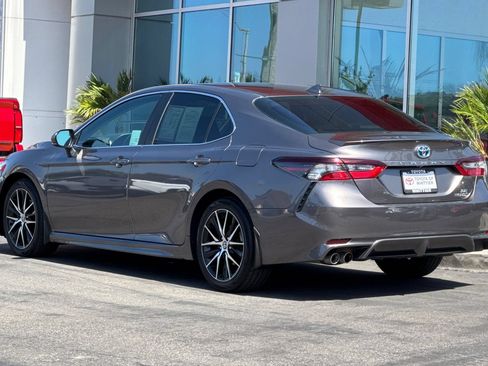 Certified 2022 Toyota Camry SE FWD image 8