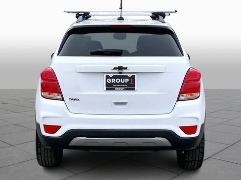 Used 2020 Chevrolet Trax LT w/ Redline Edition image 4