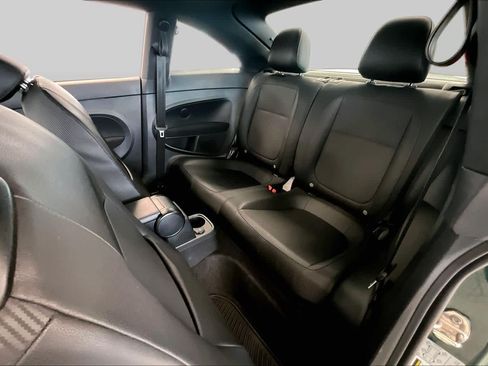 Used 2018 Volkswagen Beetle 2.0T S w/ Style & Comfort Package For S FWD image 17
