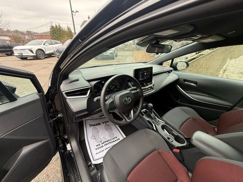 Used 2024 Toyota Corolla SE image 14