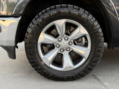 Used 2020 RAM 1500 Limited RWD image 15