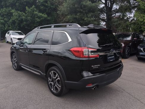 Used 2023 Subaru Ascent Limited AWD/4WD image 10