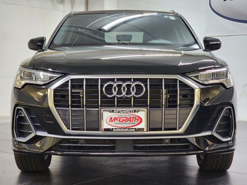 Used 2023 Audi Q3 2.0T Premium Plus w/ Premium Plus Package AWD/4WD image 12