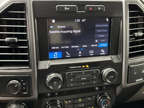 Used 2019 Ford F150 XLT w/ Equipment Group 302A Luxury AWD/4WD image 21