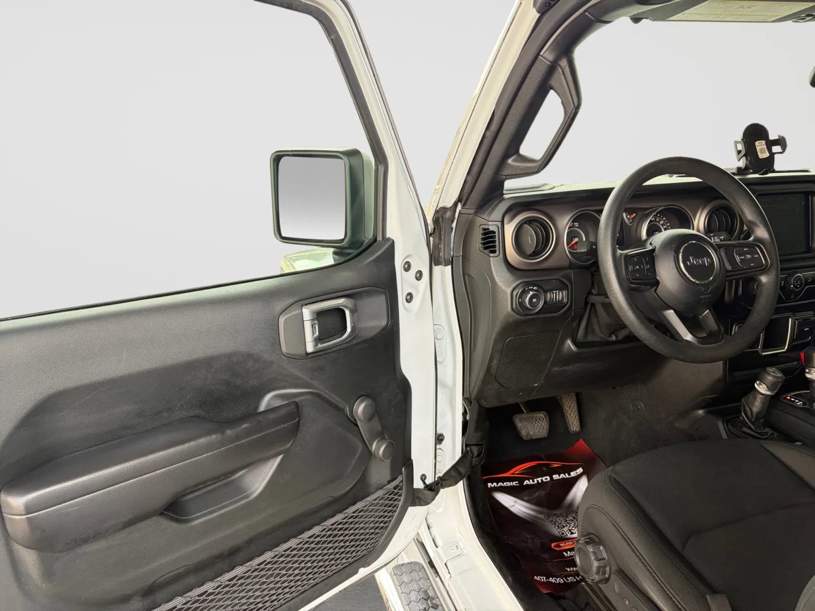 Used 2020 Jeep Wrangler Unlimited Sport AWD/4WD image 11