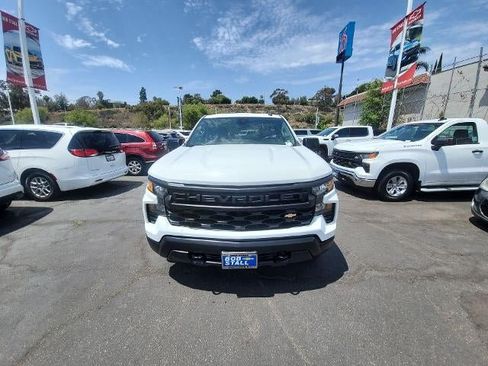 Used 2025 Chevrolet Silverado 1500 W/T w/ WT Value Package RWD image 3