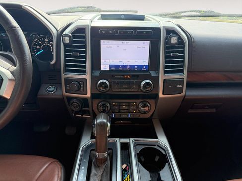 Used 2020 Ford F150 King Ranch w/ Equipment Group 601A Luxury AWD/4WD image 11