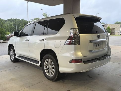 Used 2021 Lexus GX 460 Premium w/ Premium Package AWD/4WD image 12