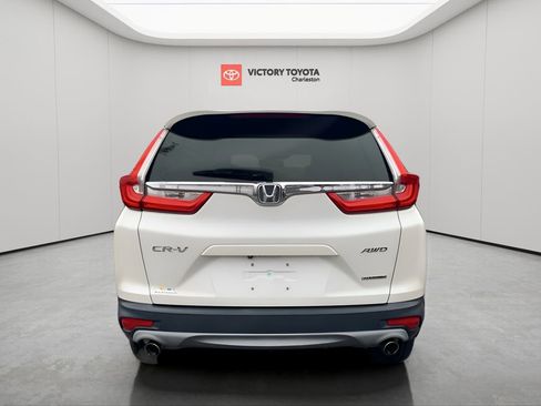 Used 2018 Honda CR-V Touring image 5
