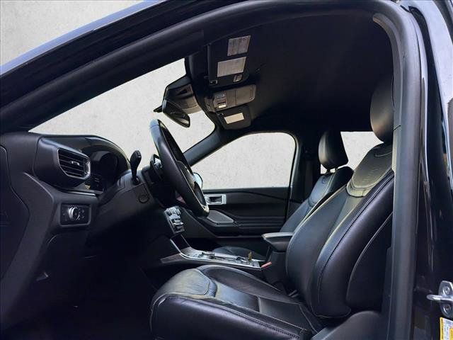 Used 2020 Ford Explorer ST w/ Premium Technology Package AWD/4WD image 11