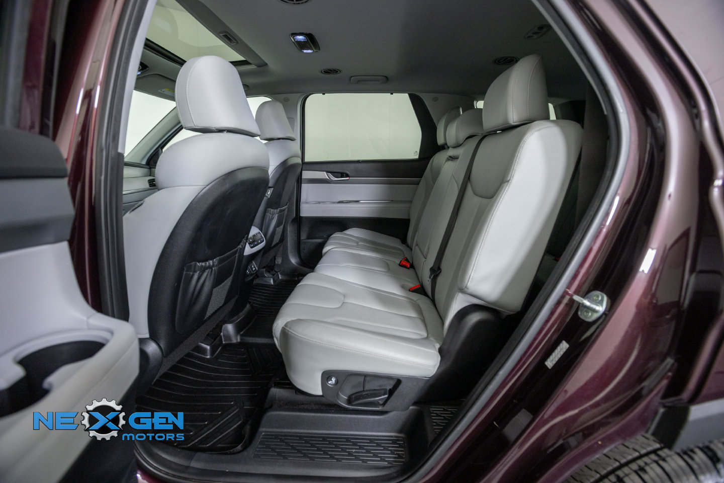 Used 2022 Hyundai Palisade SEL w/ 8P Bench Seat Package AWD/4WD image 28