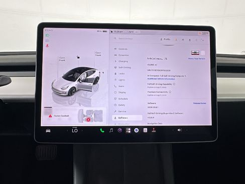 Used 2023 Tesla Model 3 Standard Range RWD image 22