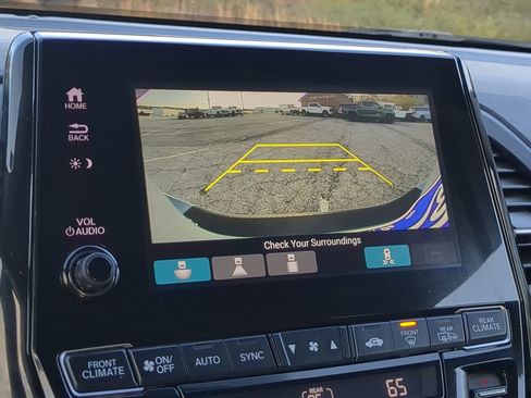 Used 2023 Honda Odyssey Elite image 19