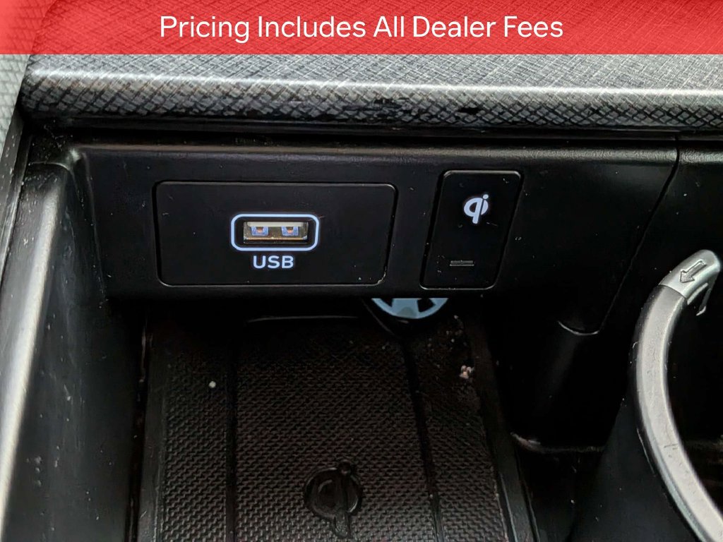 Used 2024 Hyundai Palisade Limited FWD image 26