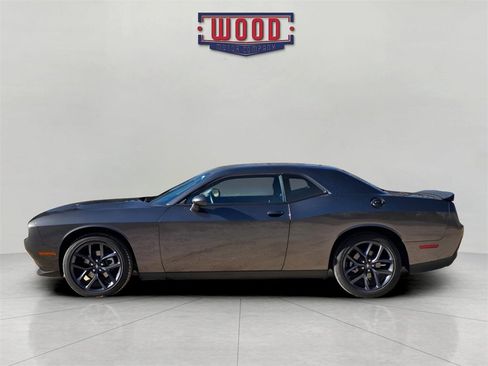 Used 2023 Dodge Challenger SXT w/ Blacktop Package image 6