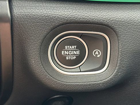 Used 2024 Mercedes-Benz GLS 450 4MATIC image 24