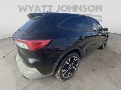 Used 2021 Ford Escape SE w/ SE Sport Appearance Package AWD/4WD image 10