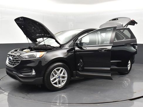 Used 2022 Ford Edge SEL w/ Convenience Package image 30