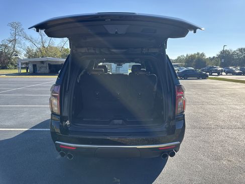 Used 2024 Chevrolet Tahoe High Country image 42